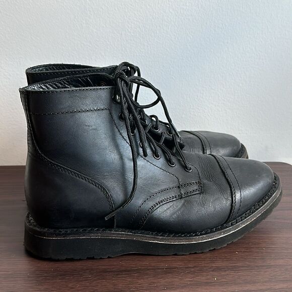 Thursday Boot Company Handcrafted Captain Black Leather Lace-up Boot Sz 7 Wide main image 5